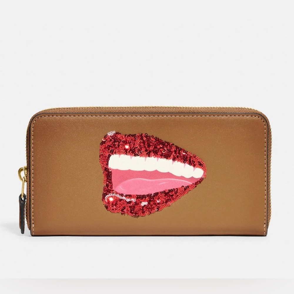 🥰 Last one! New Coach X Tom Wesselmann Accordion Zip Wallet